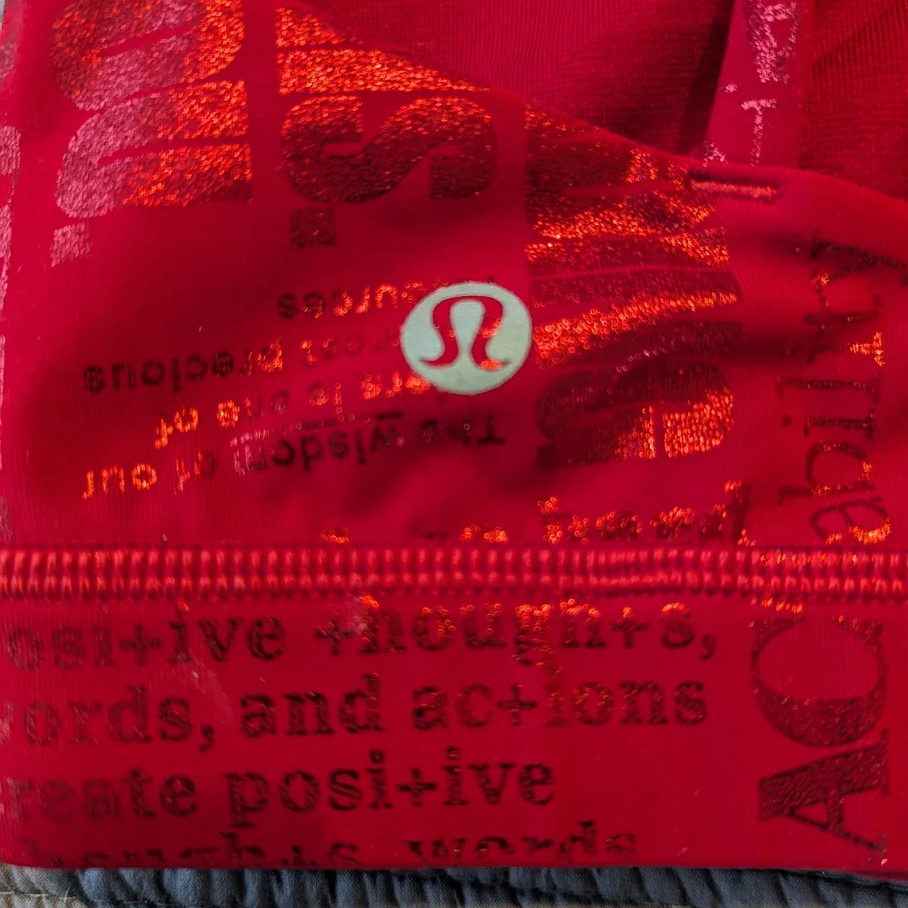 Like New LULULEMON Manifesto‎ Energy Bra Limited Edition Size 4